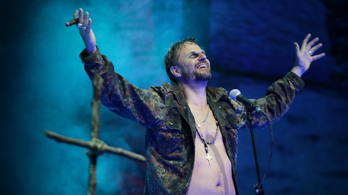 Philipp Hochmair kommt heuer gleich zweimal nach Schlaining.