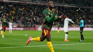 Kamerun besiegte Südafrika und trifft jetzt auf Topfavorit Marokko.