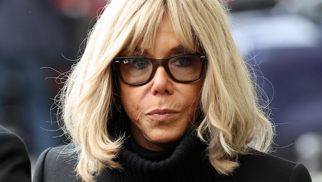 Brigitte Macron wehrte sich gegen die falsche Behauptung, als Mann geboren worden zu sein.