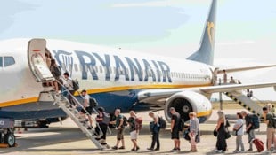 Nicht nur mit den Passagieren des Flughafens Memmingen geht es nach oben. Auch die Zahlen des ...