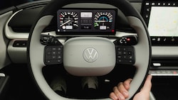 Der Golf I ist dem ID. Polo ins Cockpit geschrieben.