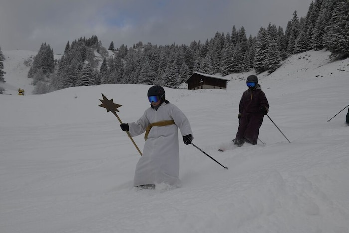 Sportlich zeigten sich die Sternsinger aus Brand.