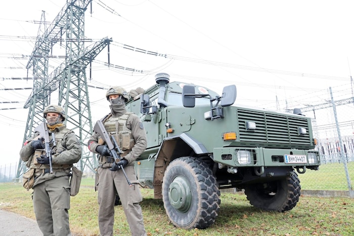 Regelmäßig trainieren Stromversorger, Bundesheer und Polizei den Ernstfall.