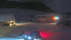 Ein aufgetauchtes Foto zeigt das mutmaßliche Fluchtfahrzeug.