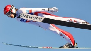 Lisa Eder jubelte beim Heim-Weltcup in Villach über Platz zwei.