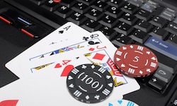 Bis zu einer halben Milliarde Euro soll das illegale Glücksspiel bei uns ausmachen.