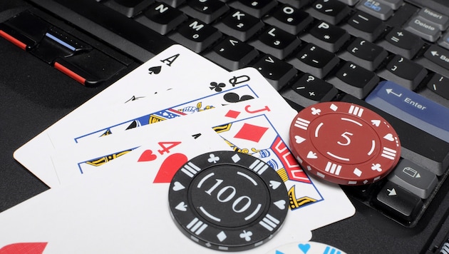 Bis zu einer halben Milliarde Euro soll das illegale Glücksspiel bei uns ausmachen.