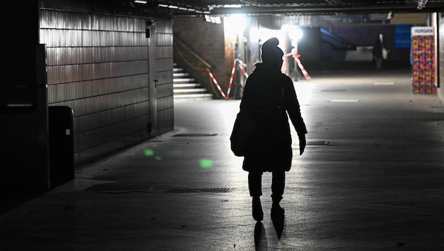 Nahezu völlige Dunkelheit in Teilen Berlins