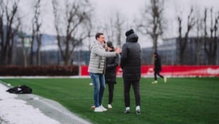 Marcus Mann (li.) begrüßte Thomas Letsch in Taxham.