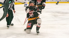 Pioneers-Doppeltorschütze Oskar Maier jubelte.