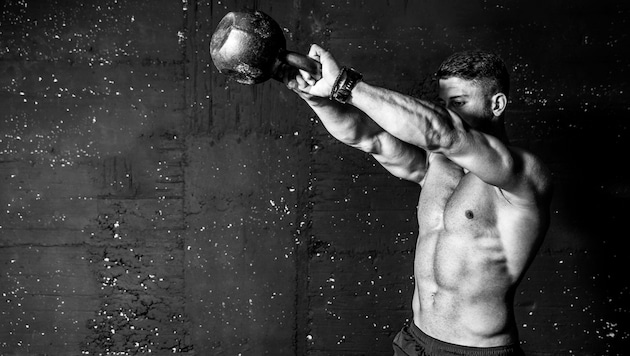 Werfen Sie Ihre Vorsätze nicht über Bord. Wir helfen Ihnen, am Ball zu bleiben und Ihre ...