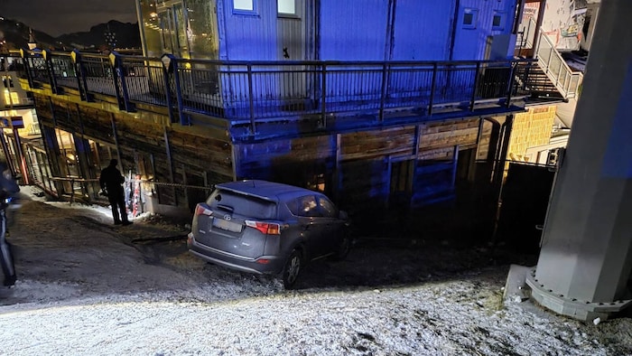 Das herrenlose Auto beim Planaistadion in Schladming.