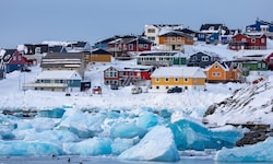 Um Grönland und seine beschauliche Hauptstadt Nuuk ist ein heißer Streit entbrannt.