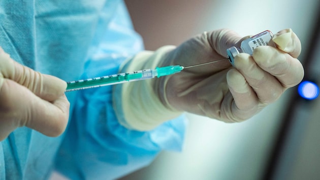 Die geklagten Unternehmen haben mit den Corona-Impfstoffen Milliarden verdient.