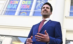 Bildungsminister Christoph Wiederkehr (NEOS) war lange für die Wiener Kindergärten und Schulen ...