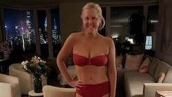 Amy Schumer postete mehrere Bikinifotos von sich, um ihren neuen Körper zu zeigen. 