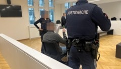 Die Frau starb an den Folgen einer Morphin-Injektion. Der Hauptangeklagte half ihr beim Ansätzen ...