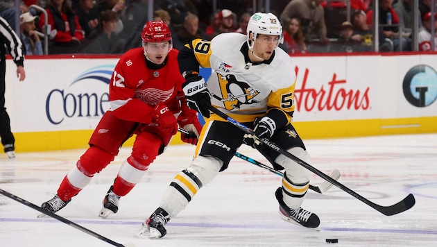 Marco Kasper (li.) ist mit Detroit im Hoch, läuft aber Toren hinterher