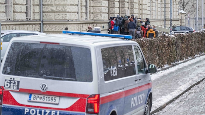 Viele Zuhörer wollten bei dem Prozess dabei sein.