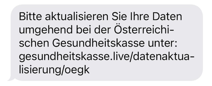 Die Kriminellen versuchen auch über Telefonanrufe, Mails und Social Media an persönliche Daten ...