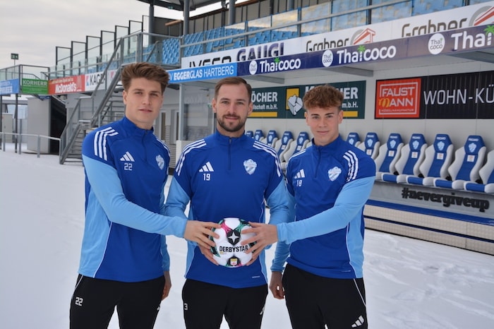 Hoffmann, Spendlhofer und Wilfinger (v.l.) verlängerten in Hartberg.