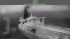 Die Heimatschutzministerin Kristi Noem veröffentlichte ein Video von der Beschlagnahmung des ...