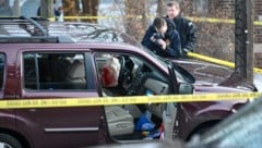 Ein Beamter der US-Einwanderungsbehörde hat nach offiziellen Angaben am ⁠Mittwoch in Minnesota ...