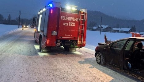 Das Unglück passierte bei winterlichen Verhältnissen.