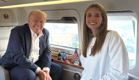Die 18-jährige Kai ist die älteste Enkelin von Donald Trump. Jetzt hat sie zum ersten Mal über ...