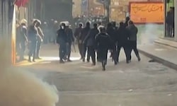 Schon bei den letzten Massenprotesten gingen die iranischen Sicherheitskräfte brutal gegen die ...