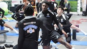 Tochi Chukwuani (Mitte) ist bei den Glasgow Rangers ein heißes Thema.