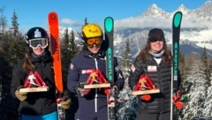 Am ersten Tag fuhr Leonie Zegg (r.) hinter ihren Teamkolleginnen Katrin Ofner und Isabel Hofherr ...