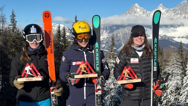 Am ersten Tag fuhr Leonie Zegg (r.) hinter ihren Teamkolleginnen Katrin Ofner und Isabel Hofherr ...