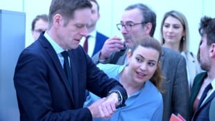 Die Abgeordneten sind schon in den Startlöchern.