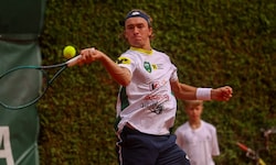 Lukas Neumayer.