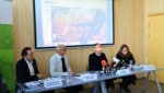Minister Totschnig, LH Mattle, Michael Mölk und Margreth Keiler von der Uni Innsbruck (von ...