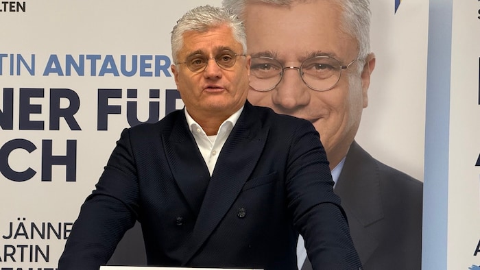 Martin Antauer (FPÖ) präsentierte neue Plakatwelle.