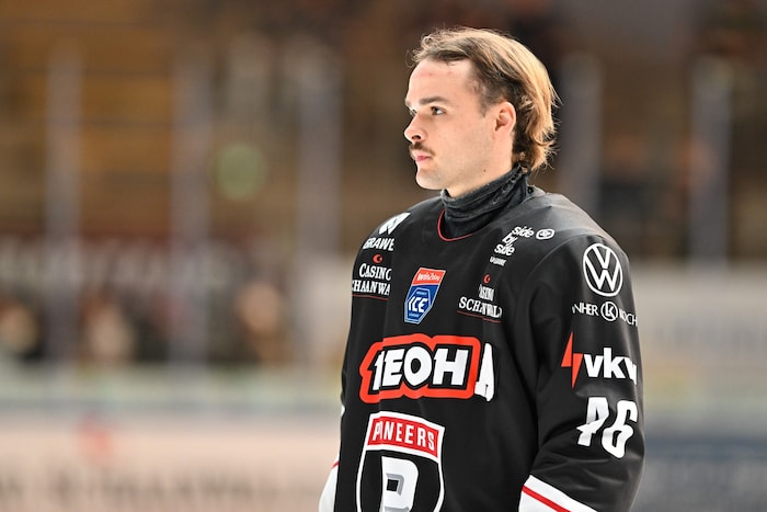 Oskar Maier traf zuletzt doppelt gegen die Innsbrucker Haie.