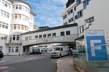 Das Kardinal- Schwarzenberg- Klinikum ist mit mehr als 1.500 Mitarbeitern der größte Arbeitgeber ...