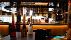 Im Linzer Szene-Lokal Le Jardin gibt es beim Kauf von Champagnerflaschen ab sofort keine ...