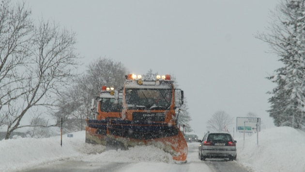 Der Straßenerhaltungsdienst ist für die heiklen Tage gewappnet (Archivbild).