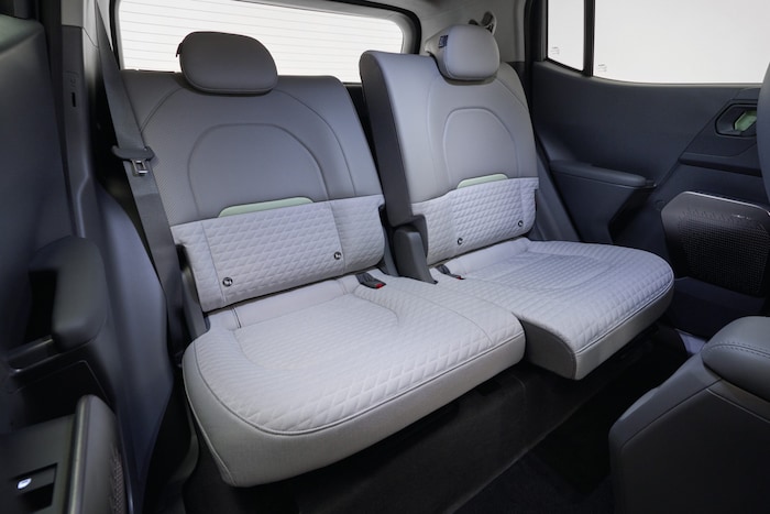 Beim Viersitzer sind die Rücksitze verschiebbar.