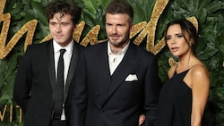 Ein Foto aus besseren Tagen: Brooklyn Beckham mit seinen Eltern David und Victoria Beckham. ...