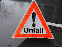 Bei dem Unfall entstand ein erheblicher Schaden. 