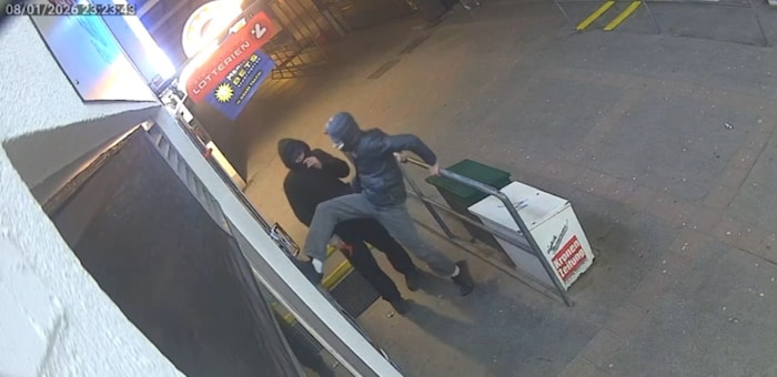 Zwei Nächte später sind die Einbrecher zurück – nun versuchen sie es mit roher Gewalt.