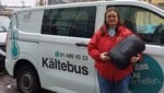 Susanne Peter, Verantwortliche des Caritas-Kältetelefons und selbst Streetworkerin, ist mit ...
