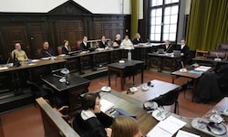 Für die Verhandlung sind bis Dezember 82 Verhandlungstermine anberaumt.