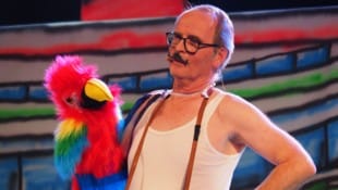 Fredy Becker besticht mit seinen Bauchredner-Künsten