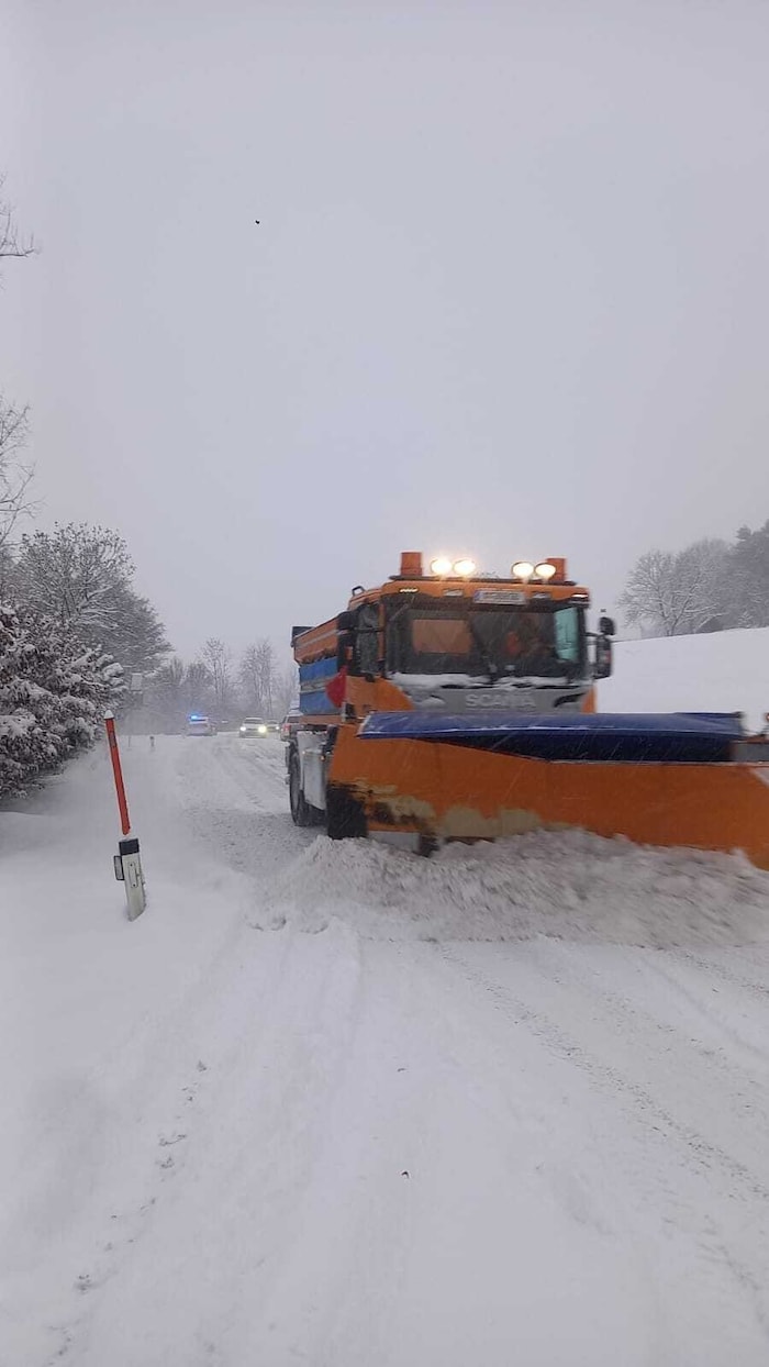 Auf der Packer Straße bei Ruhstadt Völkermarkt sind ebenfalls Einsatzkräfte ausgerückt.