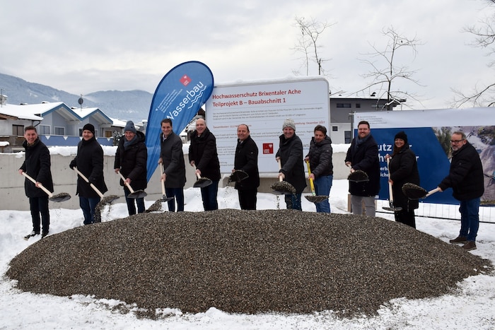 Der Spatenstich erfolgte am Freitag in Kirchbichl.